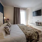 Готель Ca' D'oro Tre Stelle Superior Adults Only Бібіоне