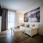 Готель Ca' D'oro Tre Stelle Superior Adults Only Бібіоне
