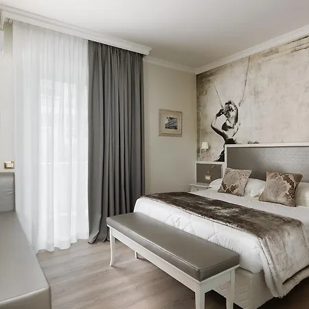 Ca' D'oro Tre Stelle Superior Adults Only