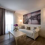 Ca' D'oro Tre Stelle Superior Adults Only