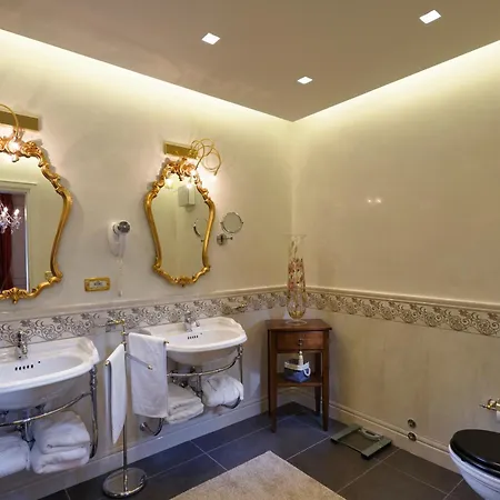 Ca' D'oro Tre Stelle Superior Adults Only ביביונה