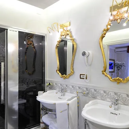 Ca' D'oro Tre Stelle Superior Adults Only بيبيوني