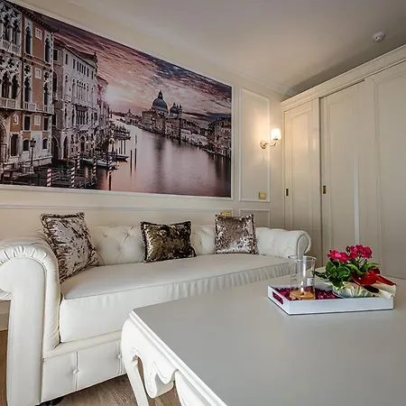 Ca' D'oro Tre Stelle Superior Adults Only ביביונה