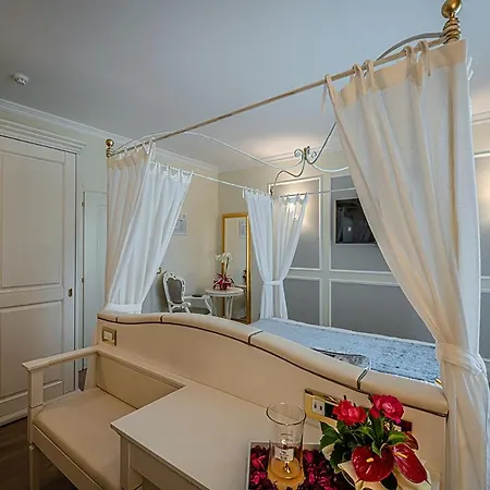 Ca' D'oro Tre Stelle Superior Adults Only Hotell Bibione
