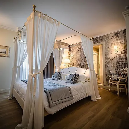 Ca' D'oro Tre Stelle Superior Adults Only 3* ביביונה