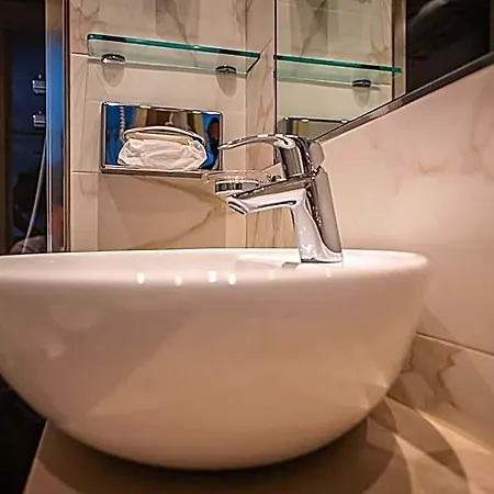 Ca' D'oro Tre Stelle Superior Adults Only Hotel 3*
