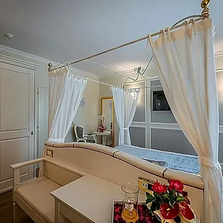 Ca' D'oro Tre Stelle Superior Adults Only Hotel
