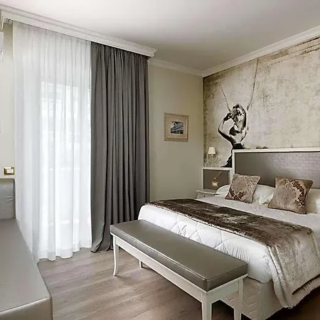 Ca' D'oro Tre Stelle Superior Adults Only 3* Бибионе