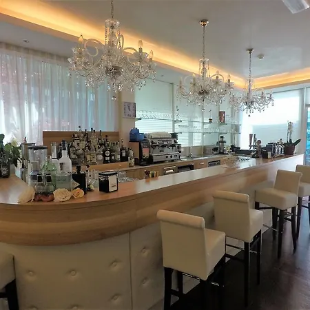 מלון Ca' D'oro Tre Stelle Superior Adults Only ביביונה