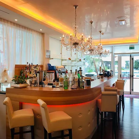Hotell Ca' D'oro Tre Stelle Superior Adults Only Bibione