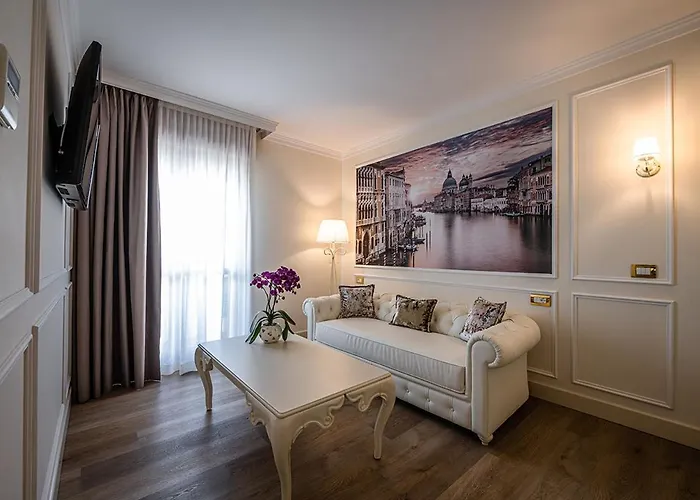 Ca' D'oro Tre Stelle Superior Adults Only